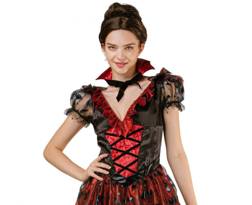 Mroczny strój Gotyckiej Wampirzycy dla dorosłych (rozmiar S) z czerwono-czarną sukienką i wysokim kołnierzykiem, producent Godan, idealny na Halloween i bale wampirów w Tychach – dostępny również do wypożyczenia.