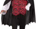 Strój Elegancki Wampir Godan męski (rozmiar 56 / XXL) – komplet: peleryna i bluzka z żabotem (czarno-czerwony). Idealny kostium na Halloween i Karnawał. Kup online lub wypożycz w Zabawne Wydry Tychy.