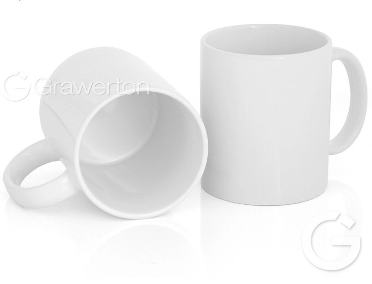 Biały kubek ceramiczny personalizowany, z własną grafiką lub zdjęciem, idealny na prezent i nadruk logo.
