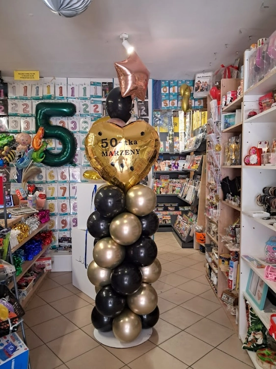 Słup Balonowy z sercem złotym, dekoracja na urodziny ukochanej małżonki z personalizacją, Zabawne Wydry Tychy