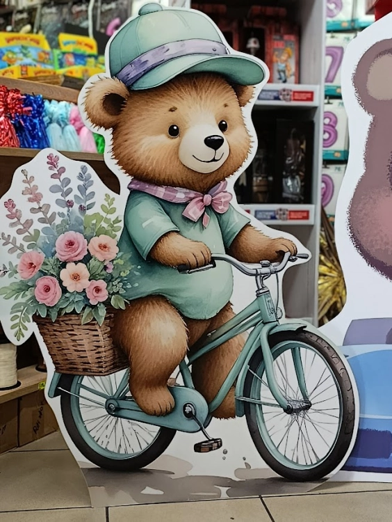 wypozyczalnia-figurka-mis-na-rowerze-z-kwiatami-boho-tychy.jpg