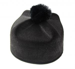 czapka-ksiedza-biret-czarny-z-pomponem-stroj-duchownego-godan.jpg