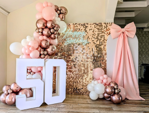 Luksusowa Ścianka Cekinowa Rose Gold 2.1x2.1m z Balonami i LED (Wynajem/Dekoracja)