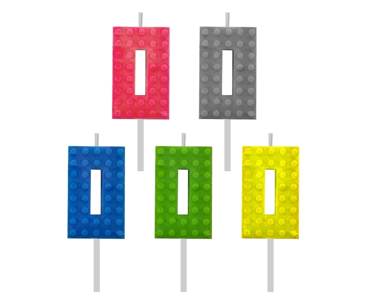 Zabawna Świeczka urodzinowa cyfra 0 klocki lego w 5 kolorach, idealna na jubileusze i rocznice. Doskonała dekoracja tortu na każde przyjęcie. Sprawdź w Zabawnych Wydrach w Tychach.