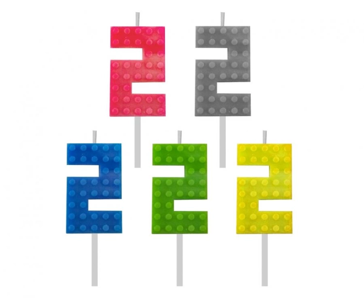 Zabawna Świeczka urodzinowa cyfra 2 klocki lego w 5 kolorach, idealna na jubileusze i rocznice. Doskonała dekoracja tortu na każde przyjęcie. Sprawdź w Zabawnych Wydrach w Tychach.